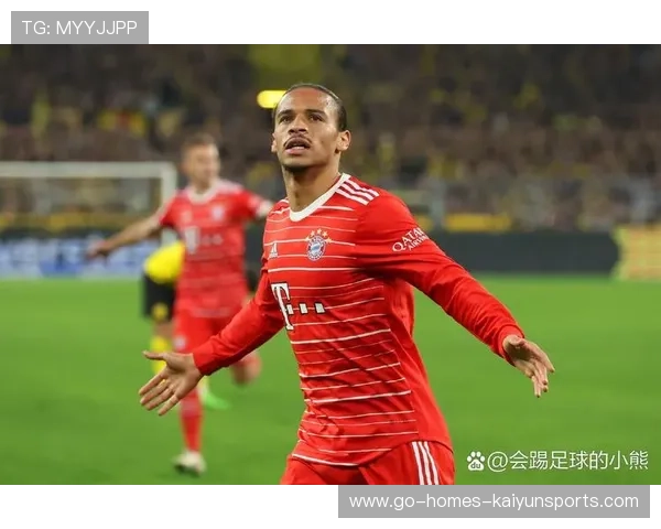 多特蒙德推进练习里萨内连续完成穿插跑动